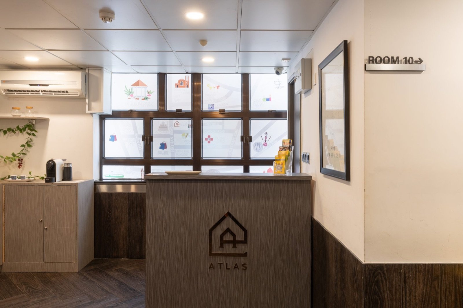 Atlas Hong Kong reception