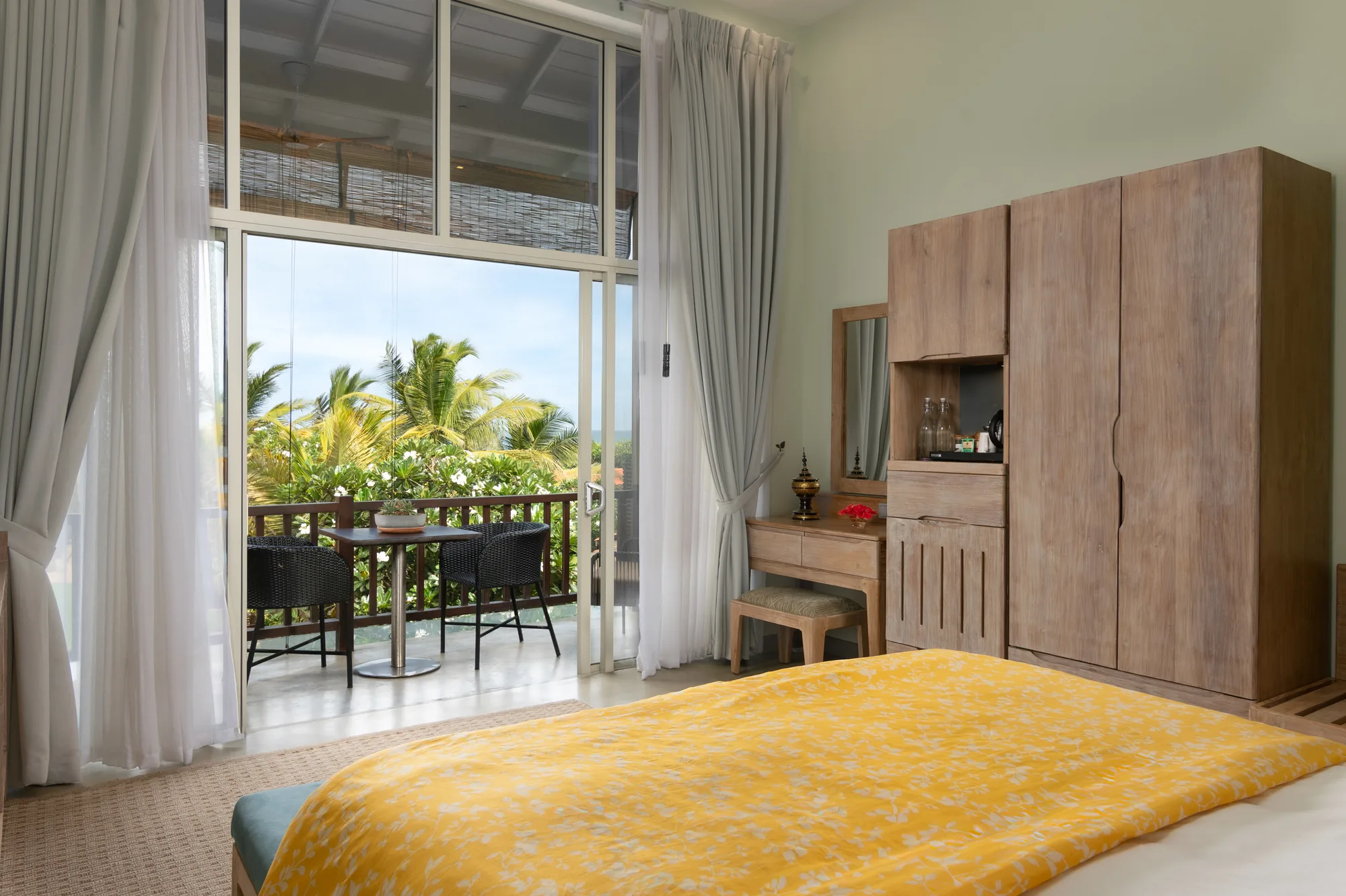 AYUDA Sanctuary Boutique, Negombo, sea-view suite with private balcony